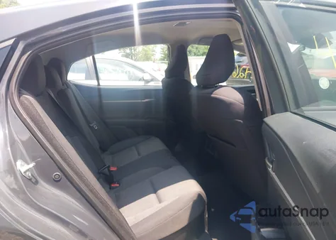 2025 Toyota Camry Le из США, поврежденный, VIN 4T1DAACK8SU015581